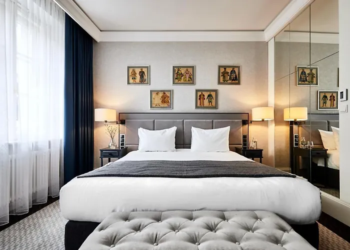 Hotel Teatro Boutique Old Town - Destigo