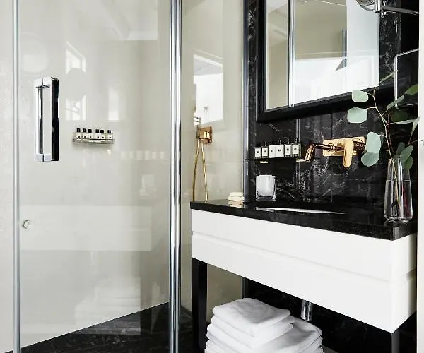 Teatro Boutique Old Town - Destigo Hotel 4*