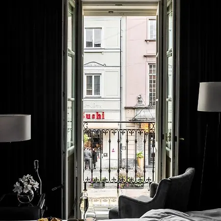 호텔 Teatro Boutique Old Town - Destigo 4*