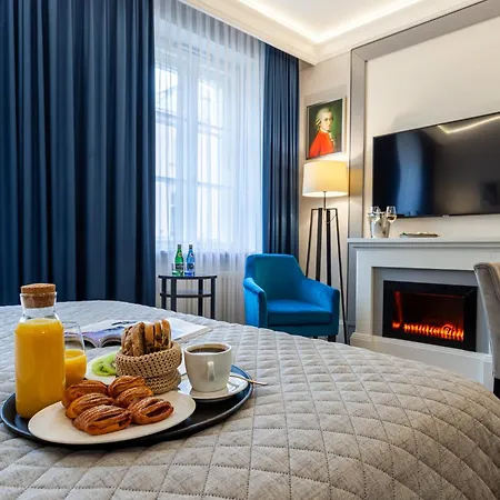 Szálloda Teatro Boutique Old Town - Destigo 4*