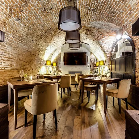 Teatro Boutique Old Town - Destigo Hotel 4*