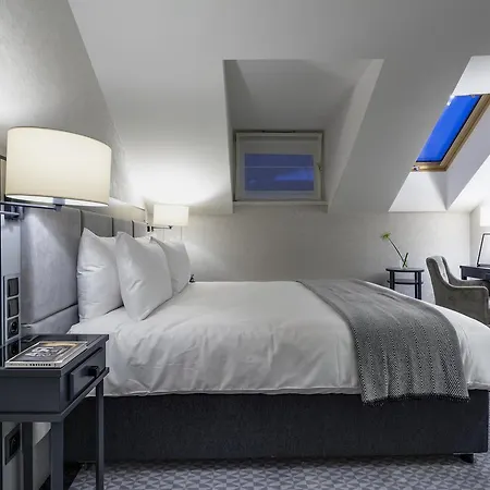 Hotel Teatro Boutique Old Town - Destigo 4*