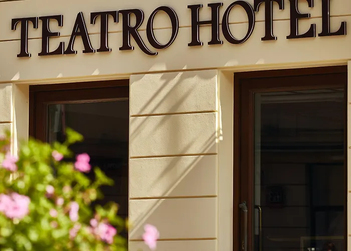 Teatro Boutique Old Town - Destigo Warsaw