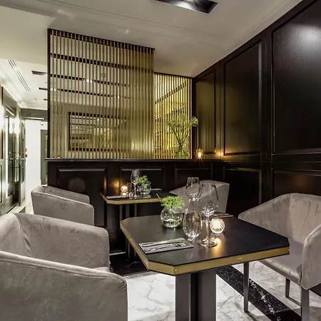 Teatro Boutique Old Town - Destigo 4* 바르샤바