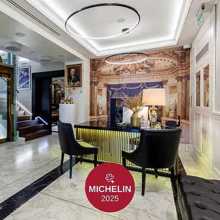 Teatro Boutique Old Town - Destigo Szálloda